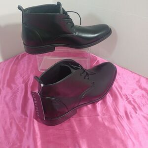 Van Heusen Men's SZ 12M Modern Oxford Aurelio Leather Boot Black